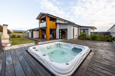 Photo of property in 11 Reponui Court, Rototuna North, Hamilton, 3210