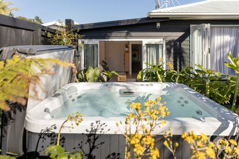 Photo of property in 6b Riverton Road, Mount Maunganui, 3116