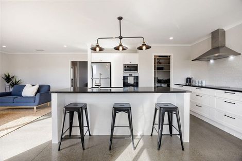 Photo of property in 15 Moemoea Place, Cambridge, 3434