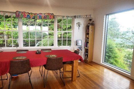 Photo of property in 65 Wadestown Road, Wadestown, Wellington, 6012
