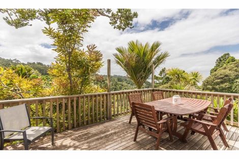 Photo of property in 84 Otitori Bay Road, Titirangi, Auckland, 0604