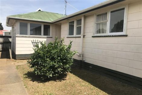 Photo of property in 1/82 Swaffield Road, Papatoetoe, Auckland, 2025