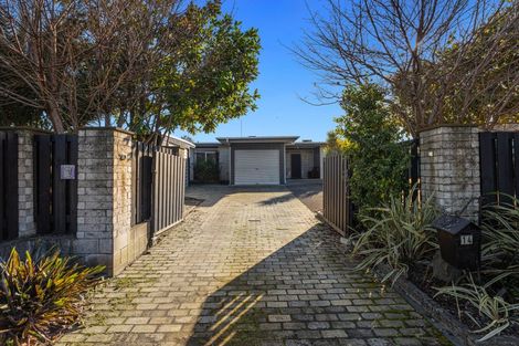 Photo of property in 14 Landing Road, Whakatane, 3120