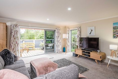 Photo of property in 208 Mazengarb Road, Paraparaumu, 5032