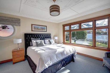 Photo of property in 79 Middleton Road, Kew, Dunedin, 9012