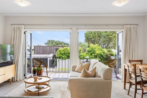 Photo of property in 1/6 Saratoga Avenue, Herne Bay, Auckland, 1011