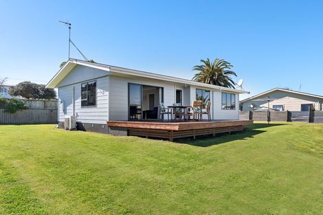 Photo of property in 252 Pukehina Parade, Pukehina, Te Puke, 3189