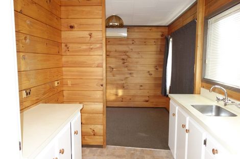 Photo of property in 19 Factory Road, Belfast, Christchurch, 8051