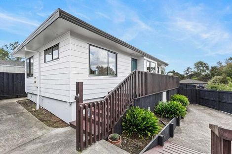 Photo of property in 38 Sherrybrooke Place, Sunnyvale, Auckland, 0612