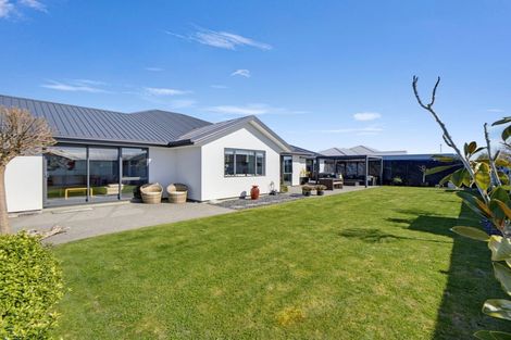 Photo of property in 40 Macphail Avenue, Rangiora, 7400