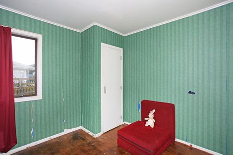 Photo of property in 33 Tairere Crescent, Rosehill, Papakura, 2113