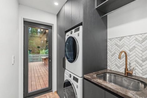Photo of property in 14 Minsons Lane, Kennedys Bush, Christchurch, 8025