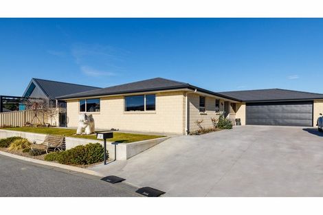 Photo of property in 5 Kinnaird Close, Alexandra, 9320