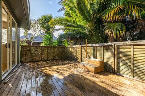 Photo of property in 70a Verran Road, Birkdale, Auckland, 0626
