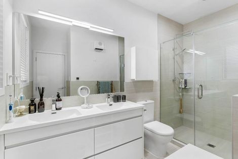 Photo of property in 106 Wainui Road, Silverdale, 0932