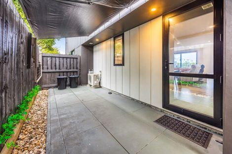 Photo of property in 29 Cessna Crescent, Mangere, Auckland, 2022