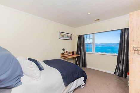 Photo of property in 13 Waru Street, Khandallah, Wellington, 6035