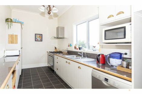 Photo of property in 290 Church Street, West End, Timaru, 7910