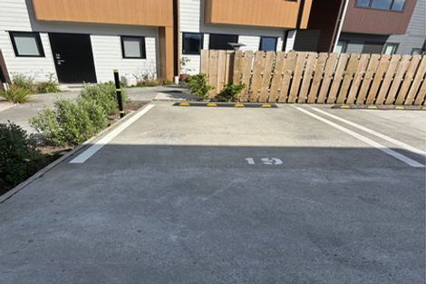 Photo of property in 19/9 Schnapper Rock Road, Greenhithe, Auckland, 0632