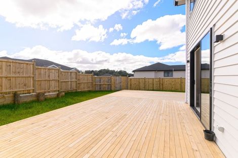 Photo of property in 5 Kate Duncan Drive, Swanson, Auckland, 0614