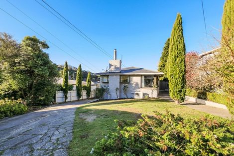 Photo of property in 17 Colquhoun Street, Glenross, Dunedin, 9011