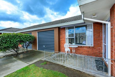 Photo of property in 1/45 Shannon Place, Belfast, Christchurch, 8051