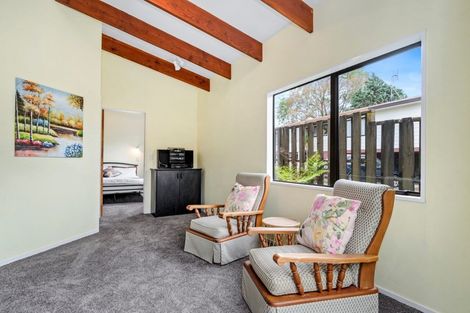 Photo of property in 75 Jonathon Street, Brookfield, Tauranga, 3110