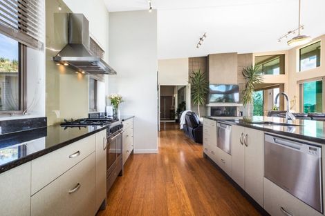 Photo of property in 187 Peka Peka Road, Peka Peka, Waikanae, 5391