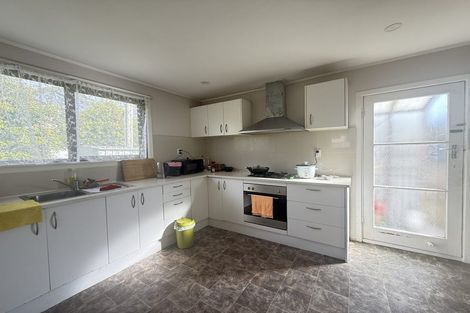 Photo of property in 1 Coletta Lane, Te Atatu South, Auckland, 0610