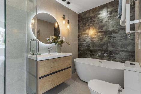 Photo of property in 8c Howe Street, Howick, Auckland, 2014