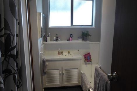 Photo of property in 19 Meadowbrook Drive, Cloverlea, Palmerston North, 4412