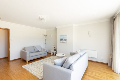 Photo of property in 52 Clawton Street, Westown, New Plymouth, 4310