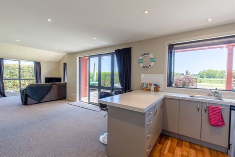 Photo of property in 103 Cashmere Bay Road, Moana, 7875