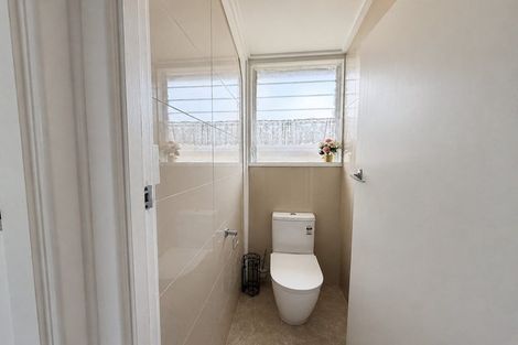 Photo of property in 80 Tiraumea Drive, Pakuranga, Auckland, 2010