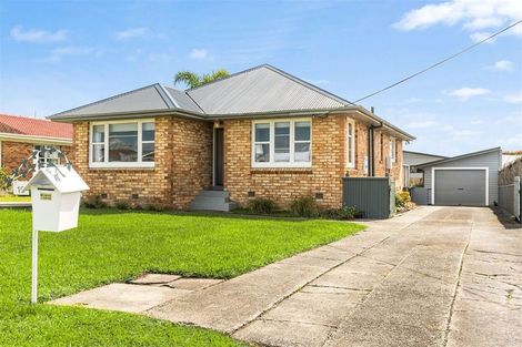Photo of property in 10 Aramoana Avenue, Devonport, Auckland, 0624