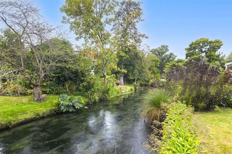 Photo of property in 16 Ngahere Street, Fendalton, Christchurch, 8041