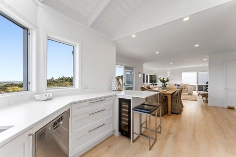 Photo of property in 6 Puriri Place, Sandspit, Warkworth, 0982
