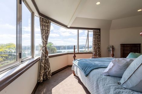 Photo of property in 15 Strathfield Lane, Whitford, Howick, 2571