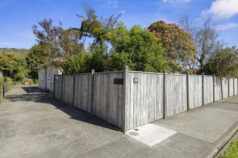 Photo of property in 194 Naenae Road, Naenae, Lower Hutt, 5011