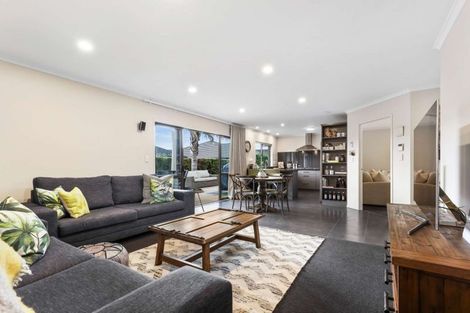 Photo of property in 123 Saint James Drive, Huntington, Hamilton, 3210