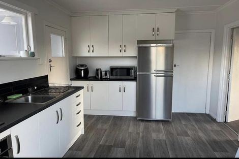 Photo of property in 17 Matipo Street, Takaro, Palmerston North, 4410