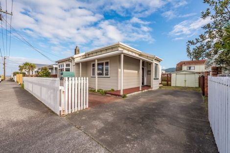 Photo of property in 11 Bay Street, Petone, Lower Hutt, 5012