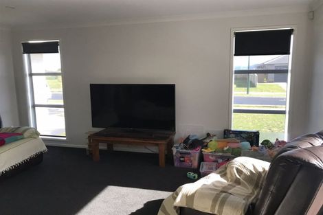 Photo of property in 37 Piata Street, Papamoa Beach, Papamoa, 3118