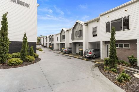 Photo of property in 14/19 Ruakiwi Road, Hamilton Lake, Hamilton, 3204