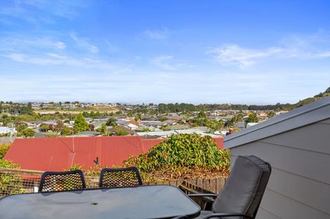Photo of property in 18 Jonathon Street, Brookfield, Tauranga, 3110
