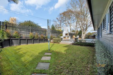 Photo of property in 208 Hurndall Street West, Maungaturoto, 0520