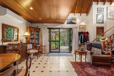 Photo of property in 2/4 Herbs Place, Cashmere, Christchurch, 8022