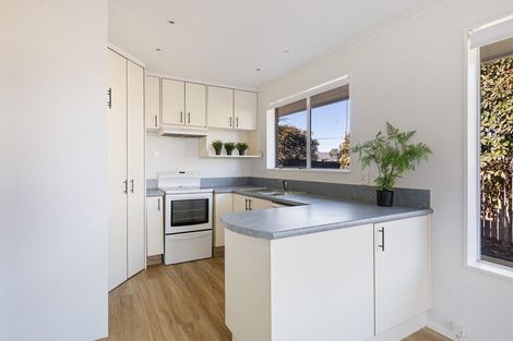 Photo of property in 1/4 Queenspark Drive, Parklands, Christchurch, 8083