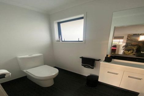 Photo of property in 28 Walter Lawry Road, Paerata, Pukekohe, 2124