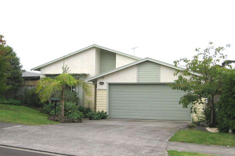 Photo of property in 11 Cinnabar Place, Westgate, Auckland, 0614